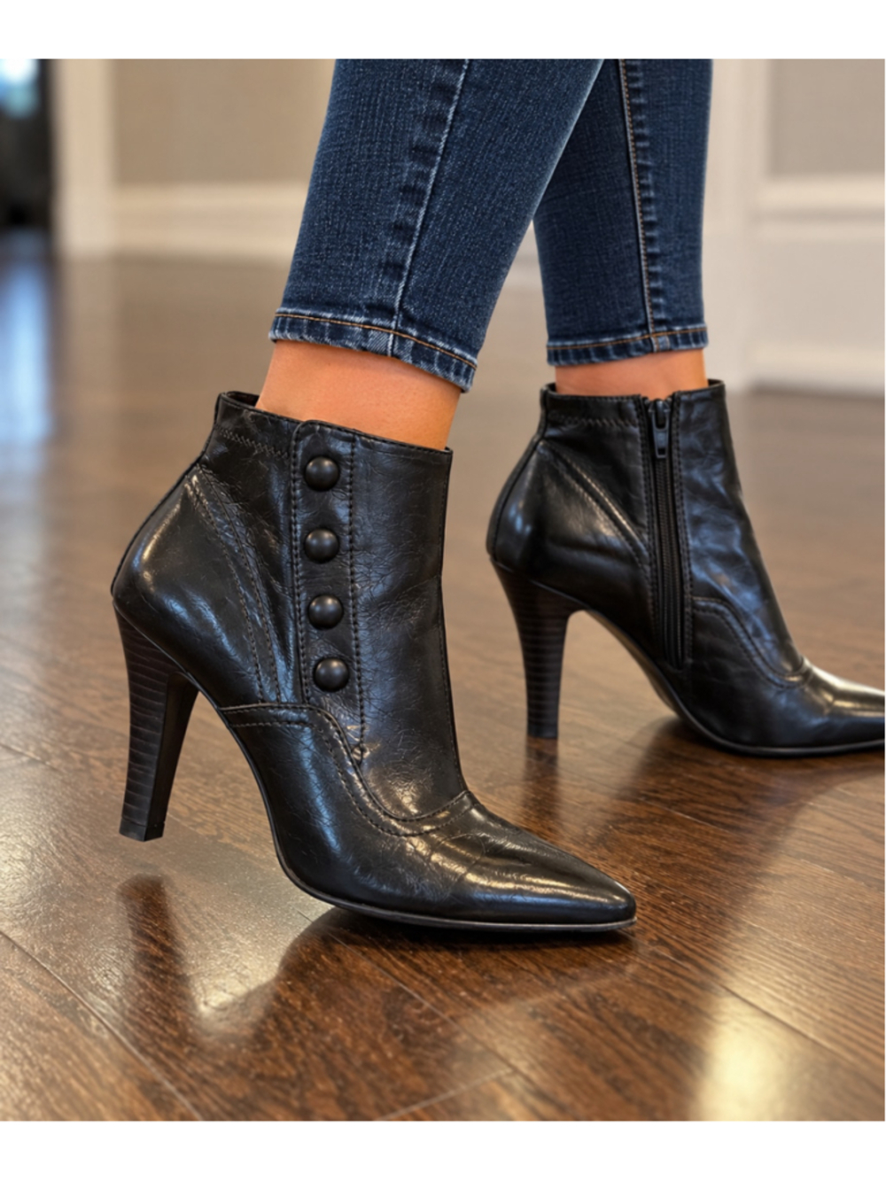 Franco Sarto Rayna Black/Brown Ankle Booties High Heel Button Detail Size 8M